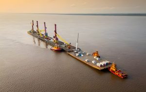 Píer flutuante manaus